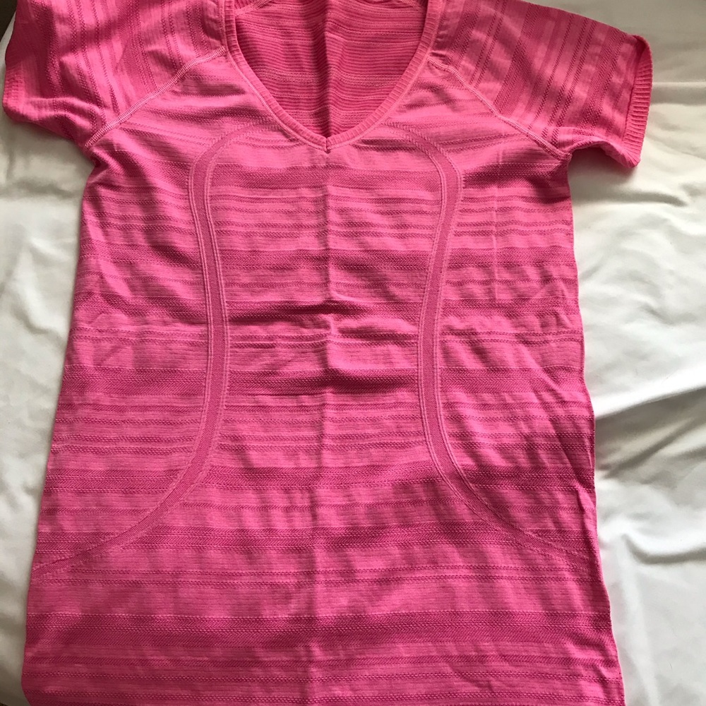 Lulu short sleeve top